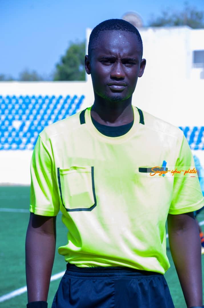 Thiès : Un arbitre sauve la vie d\'un joueur en plein match
