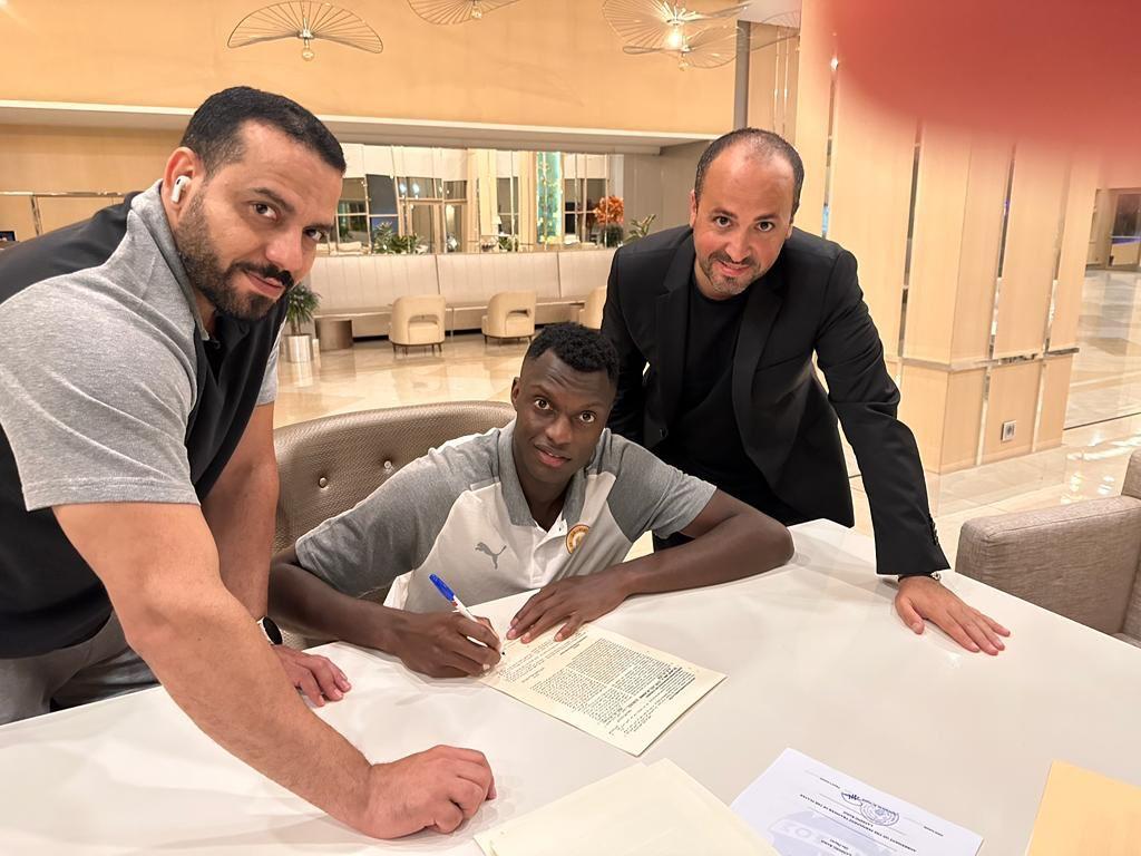 AS Pikine : Landing Badji rejoint Umm Salal SC
