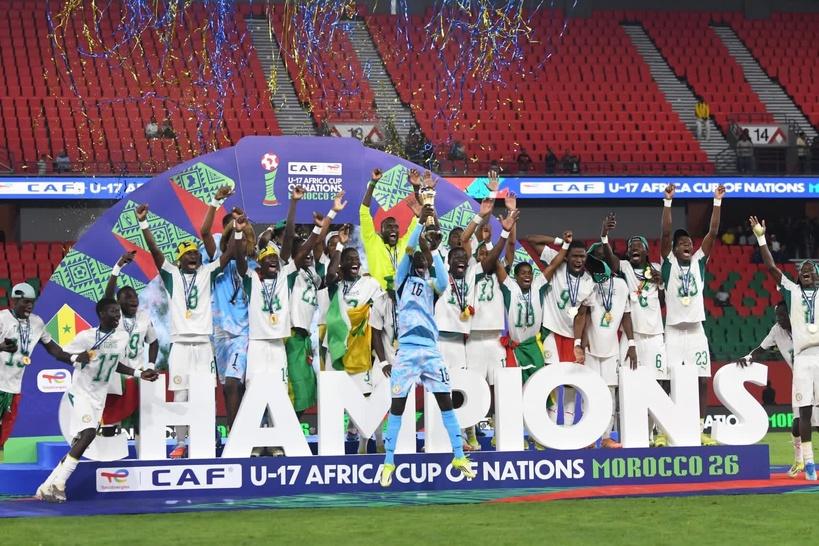 Les U15 et U17 champions d\'Afrique reçus par le Président Diomaye